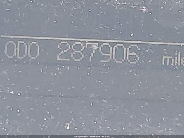 Toyota Camry Image 13