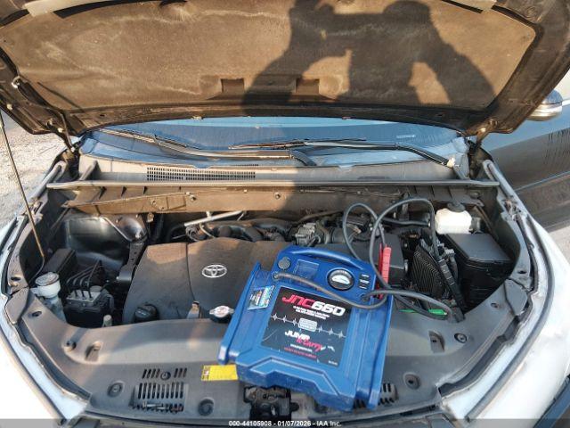 Toyota Highlander Le Image 13