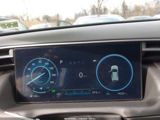 Hyundai TUCSON Limited Image 13