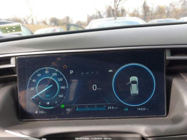 Hyundai TUCSON Limited Image 13