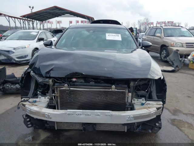 Honda Accord Sport 2.0t Image 17