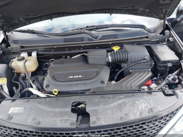 Chrysler Pacifica Touring-l Image 16