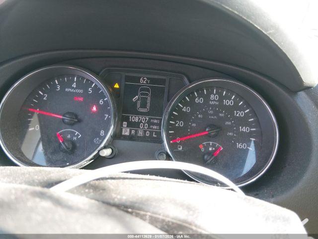 Nissan Rogue Sv Image 9