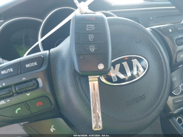 Kia Optima Lx Image 11
