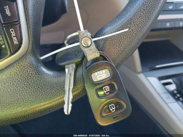 Hyundai ELANTRA Se Image 9