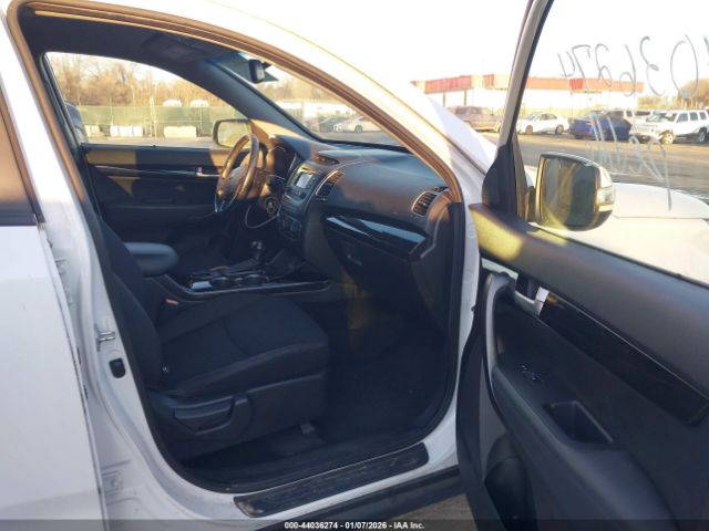 Kia Sorento Lx Image 7