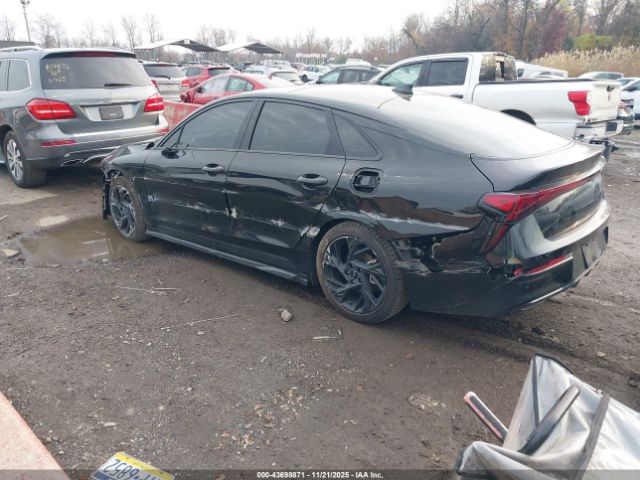 Kia K5 Gt-line Image 16