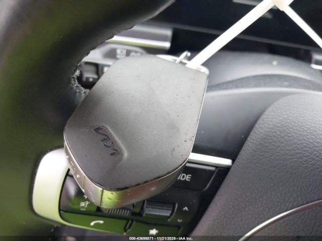 Kia K5 Gt-line Image 9