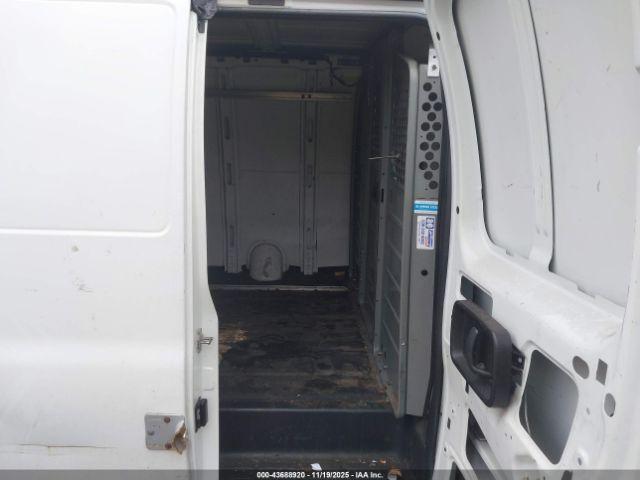 Chevrolet Express Work Van Image 5