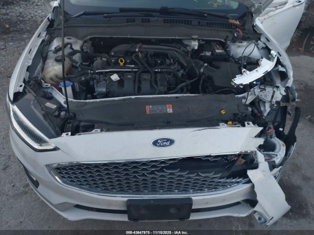 Ford Fusion Titanium Image 13