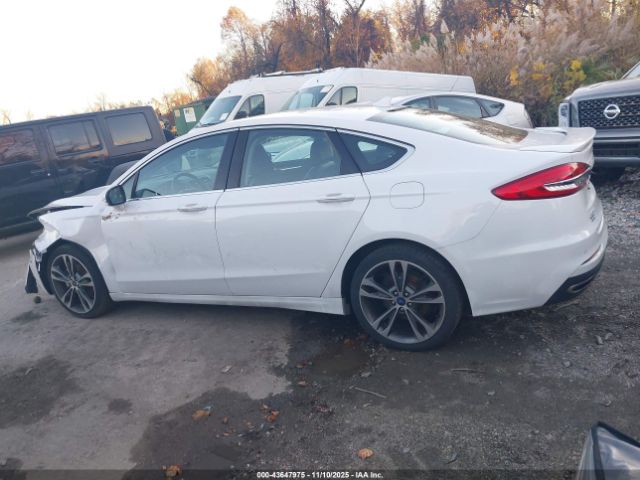 Ford Fusion Titanium Image 5