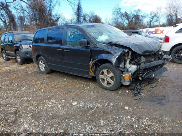  Salvage Chrysler Town & Country