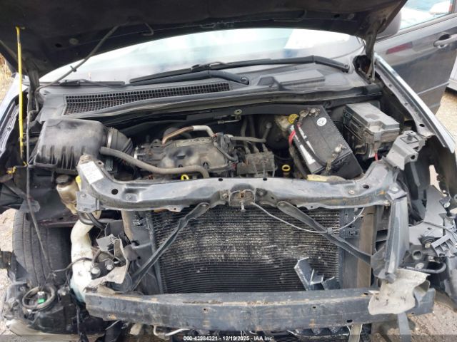 Chrysler Town & Country Lx Image 11