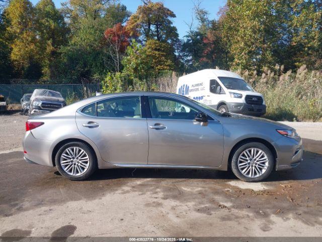 Lexus Es Image 12