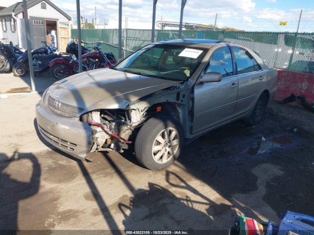 Toyota Camry Xle V6 Image 3