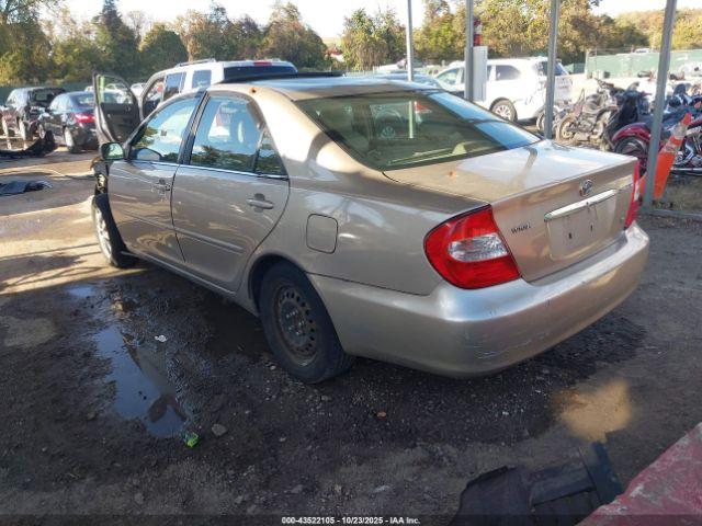Toyota Camry Xle V6 Image 2