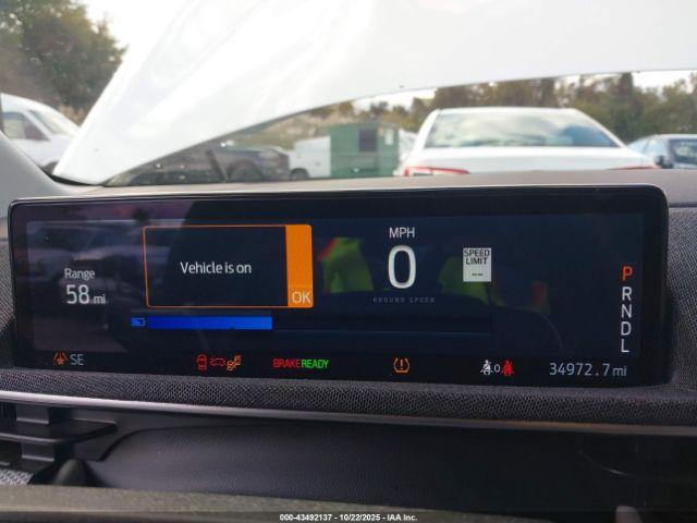 Ford Mustang Premium Image 7