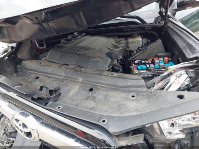 Toyota 4Runner Limited Image 7