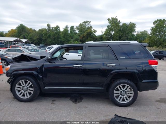 Toyota 4Runner Limited Image 2