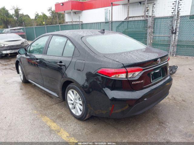 Toyota Corolla Le Image 2