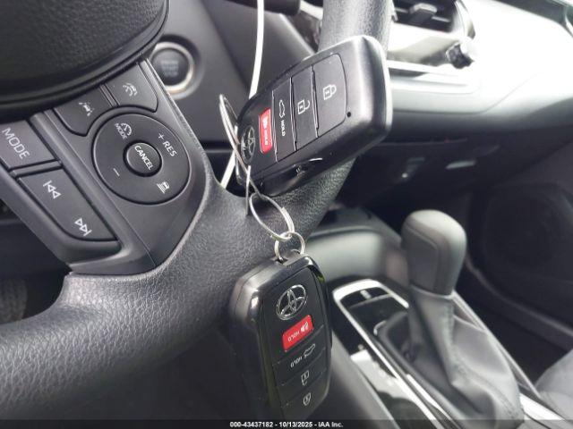 Toyota Corolla Le Image 7