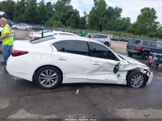 INFINITI Q50 Pure Awd Image 6