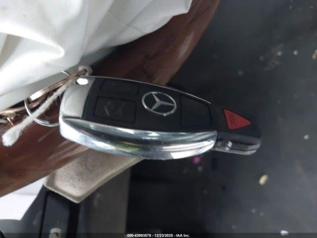 Mercedes-Benz S-Class Image 5