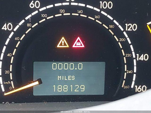 Mercedes-Benz S-Class Image 8