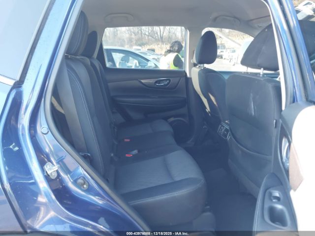 Nissan Rogue Sv Image 6