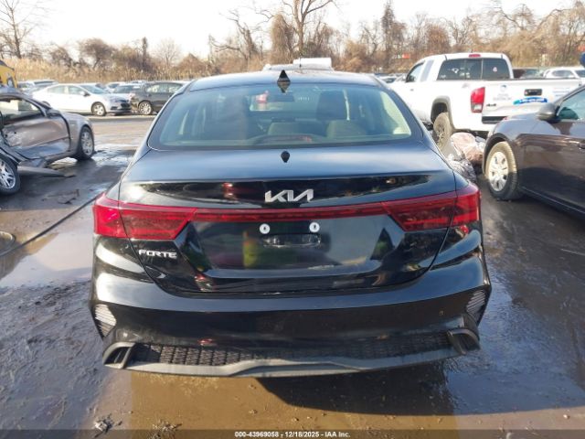 Kia Forte Lxs Image 15