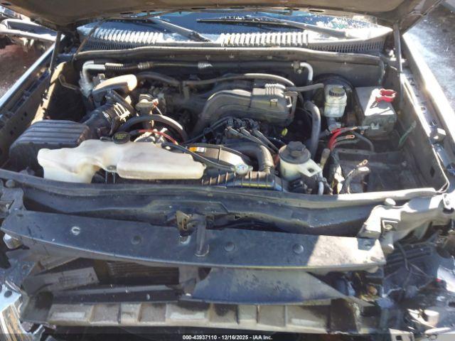 Ford Explorer Xlt Image 9