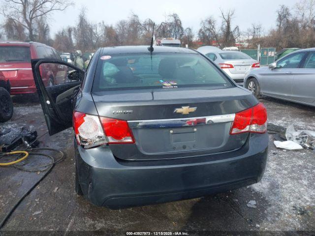 Chevrolet Cruze Ls Auto Image 3