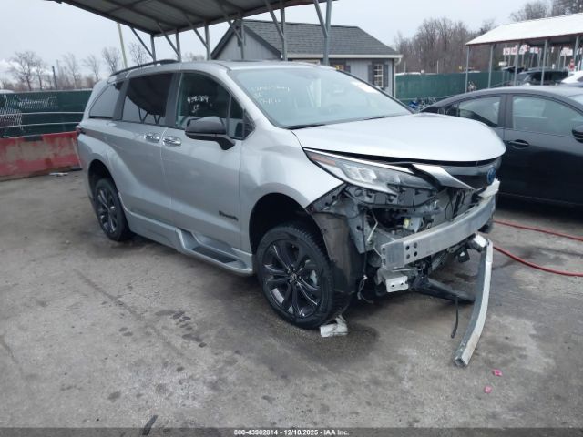 Toyota Sienna Xse Image 1