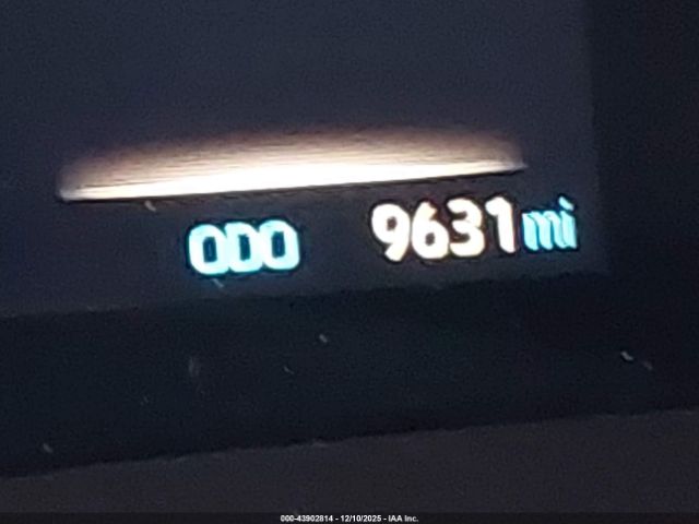 Toyota Sienna Xse Image 2