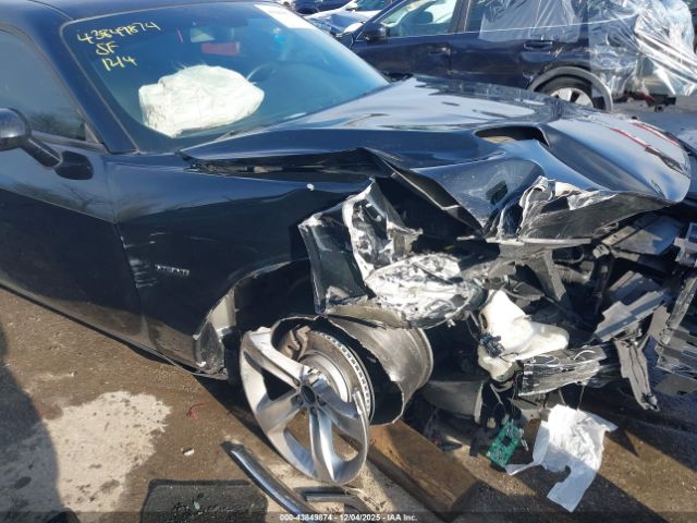 Dodge Challenger Image 11