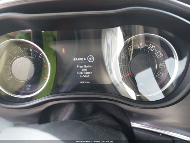 Dodge Challenger Image 3