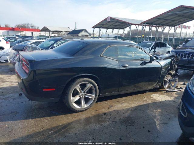 Dodge Challenger Image 5