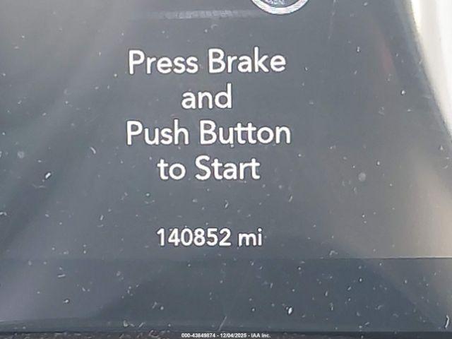 Dodge Challenger Image 2