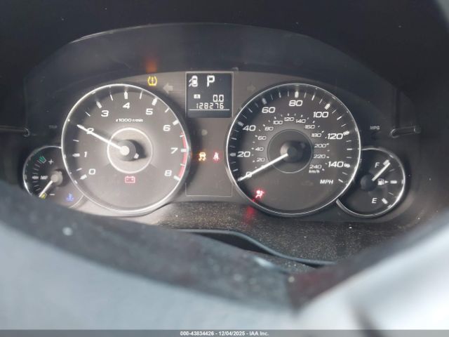 Subaru Outback 2.5i Limited Image 16