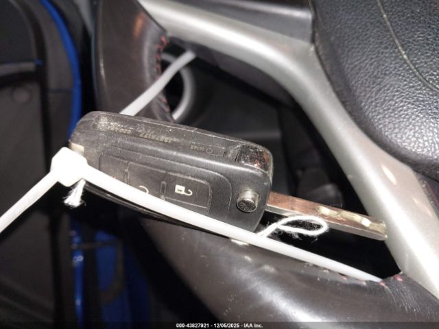 Chevrolet Sonic Lt Auto Image 11