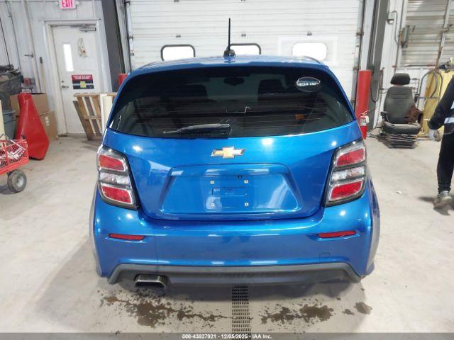 Chevrolet Sonic Lt Auto Image 17