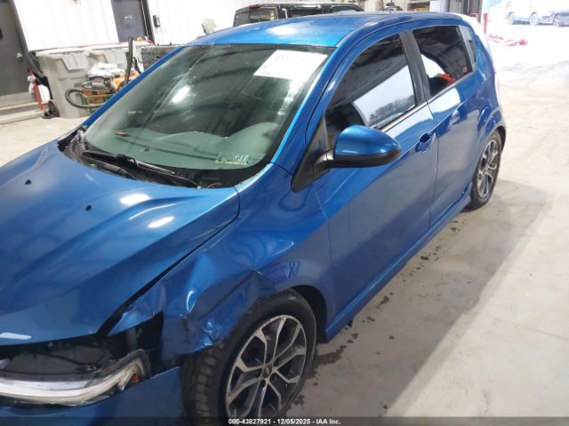 Chevrolet Sonic Lt Auto Image 15