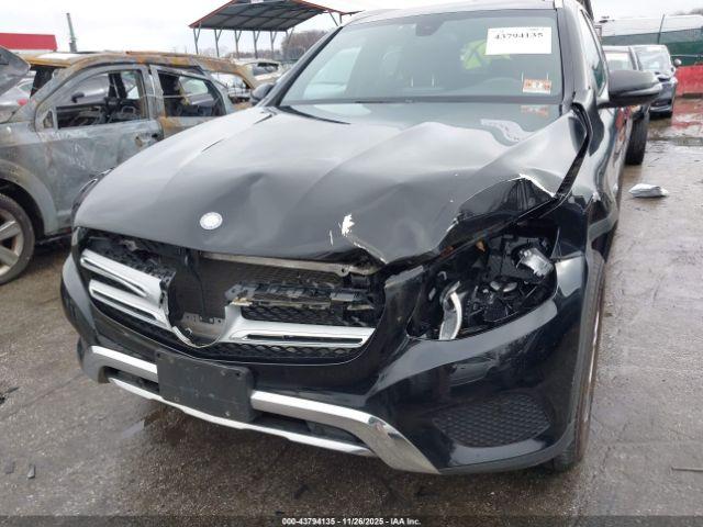 Mercedes-Benz GLC 4matic Image 2