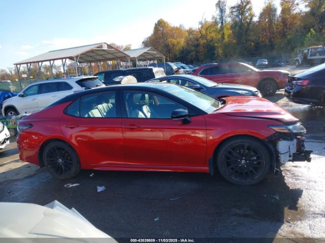 Toyota Camry Xse Image 9