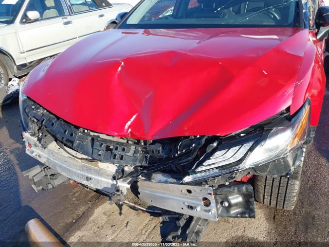 Toyota Camry Xse Image 2