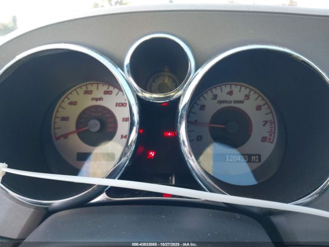 Pontiac Solstice Image 9