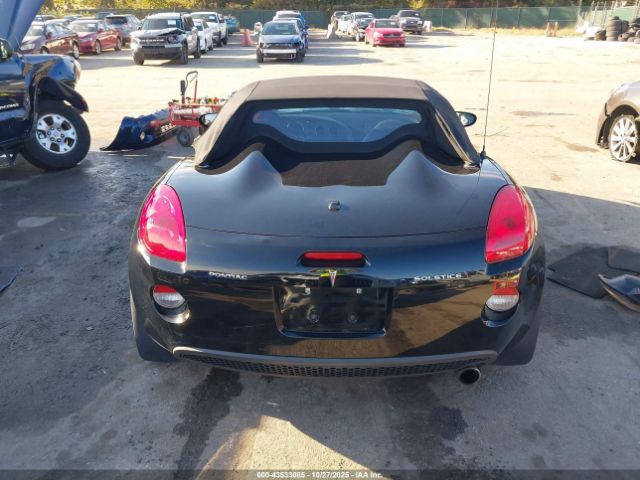Pontiac Solstice Image 16