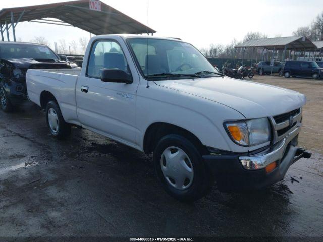  Salvage Toyota Tacoma