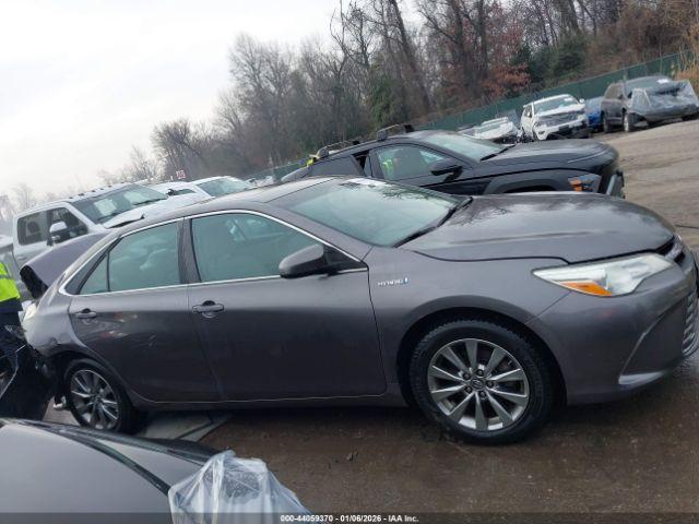 Toyota Camry Xle Image 6