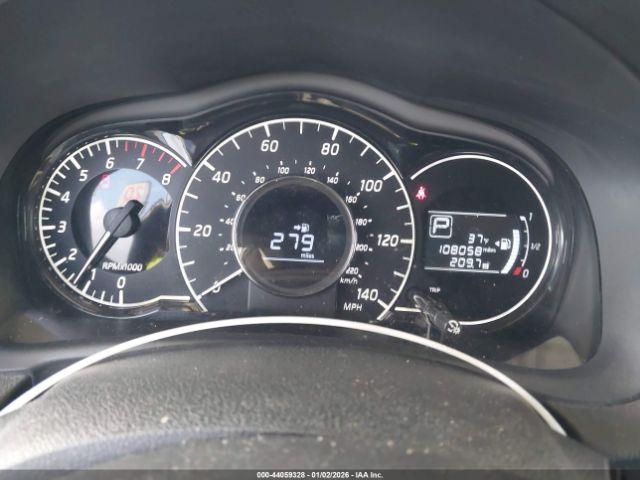 Nissan Versa Sv Image 4